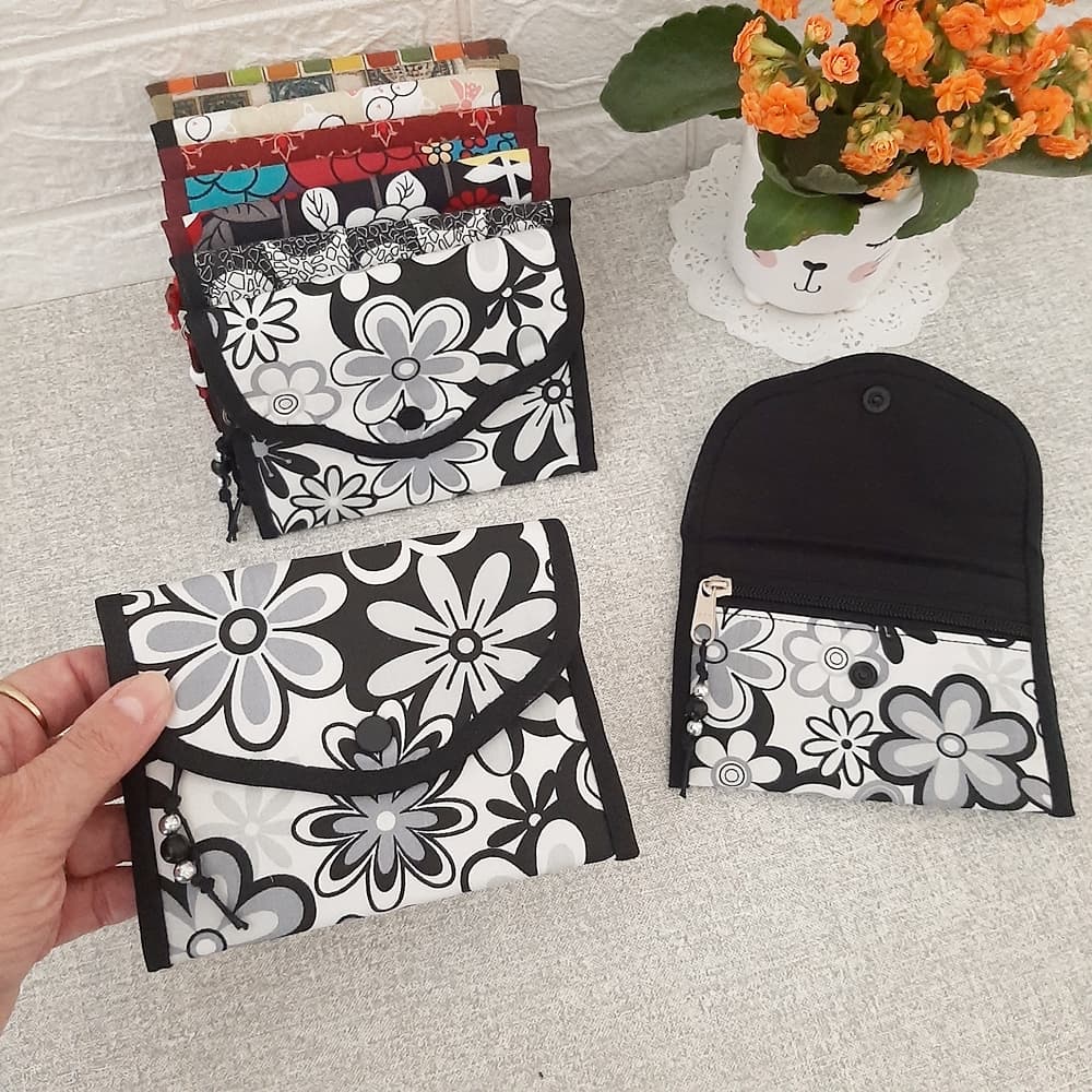 Carteira de tecido Compacta com Bolso de Zíper para Moedas e Bolso para Documento Cartão Dinheiro