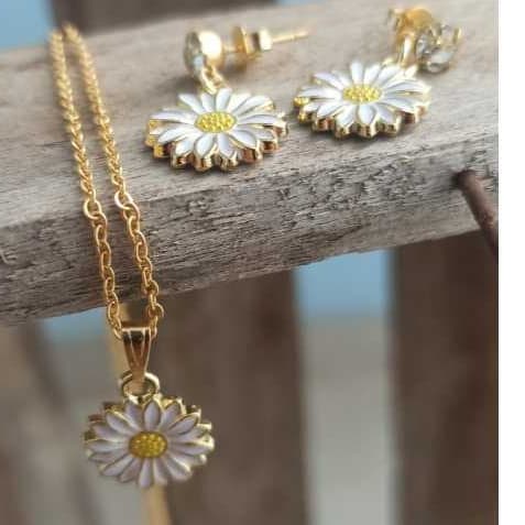 Conjunto Margarida: Doçura e Leveza em cada detalhe