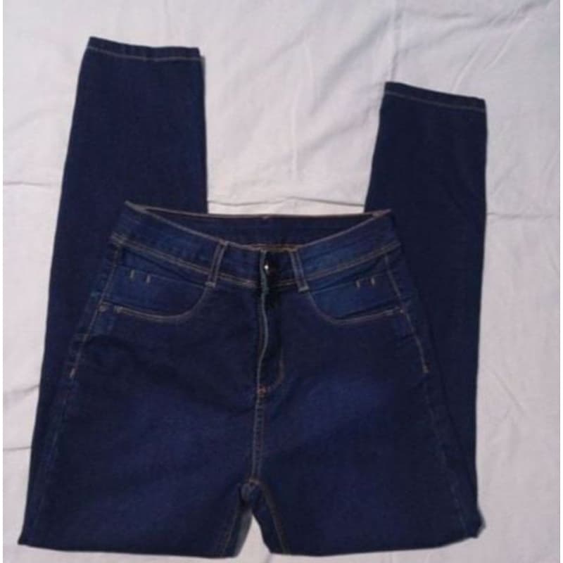Calça jeans escuro - Tamanho 42 - Sawary