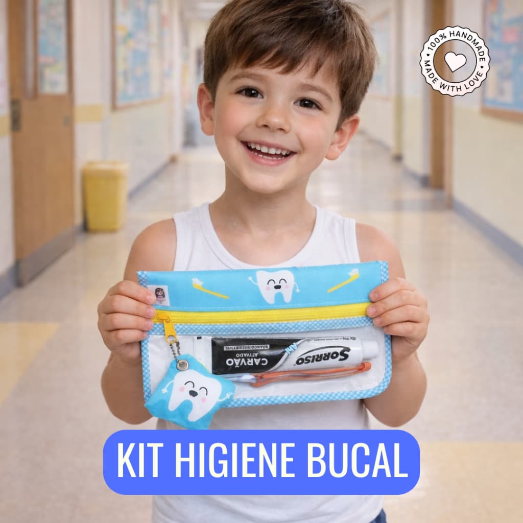 Kit Higiene Bucal Infantil Escolar Menino Menina Porta Escova + Toalha Mãos | Princesa / Dentinhos dentes viagem