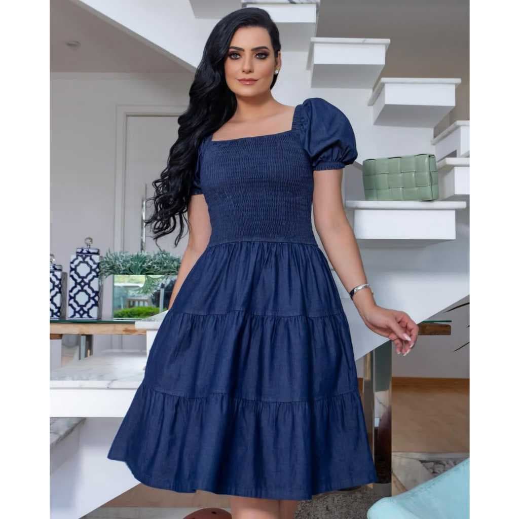 Vestido Jeans Feminino Godê com Lastex e Manga Bufante Moda Evangélica Casual Elegante