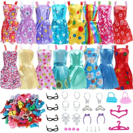 Kit 42 Roupas e Acessórios Para Boneca - Presente Perfeito