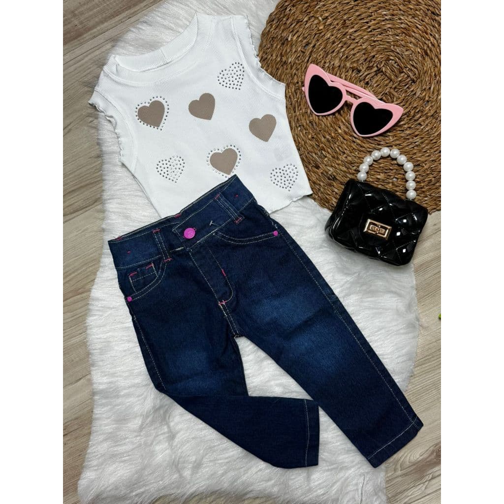 Conjunto Infantil Meninas 02 ao 08 Calça Jeans com Lycra e Blusinha Coração com Strass