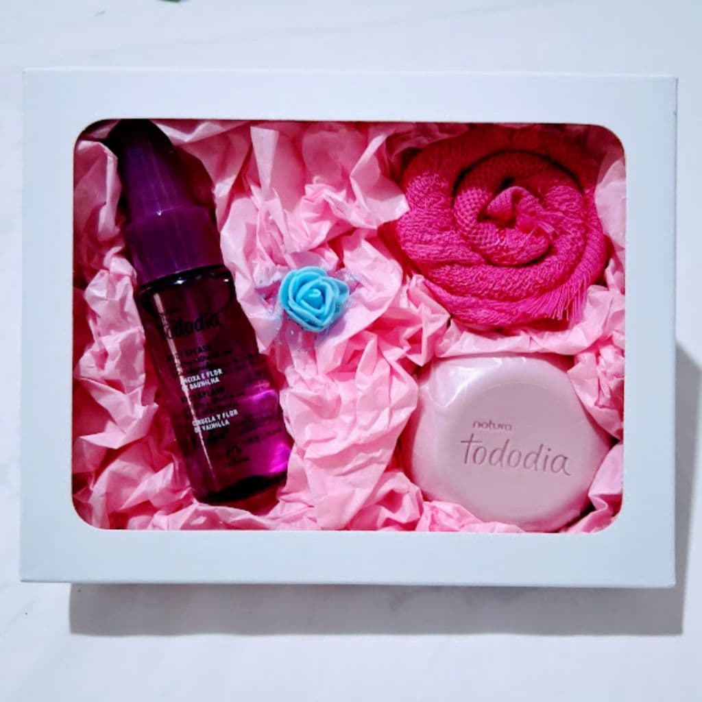 PRESENTE NATURA / AVON LEMBRANCINHA/DIA DAS MULHERES/ANIVERSÁRIO/DIA DAS MÃE