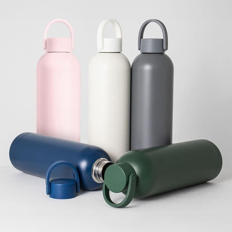 Garrafa térmica Inox 750ml Parede Dupla Moderna e Resistente
