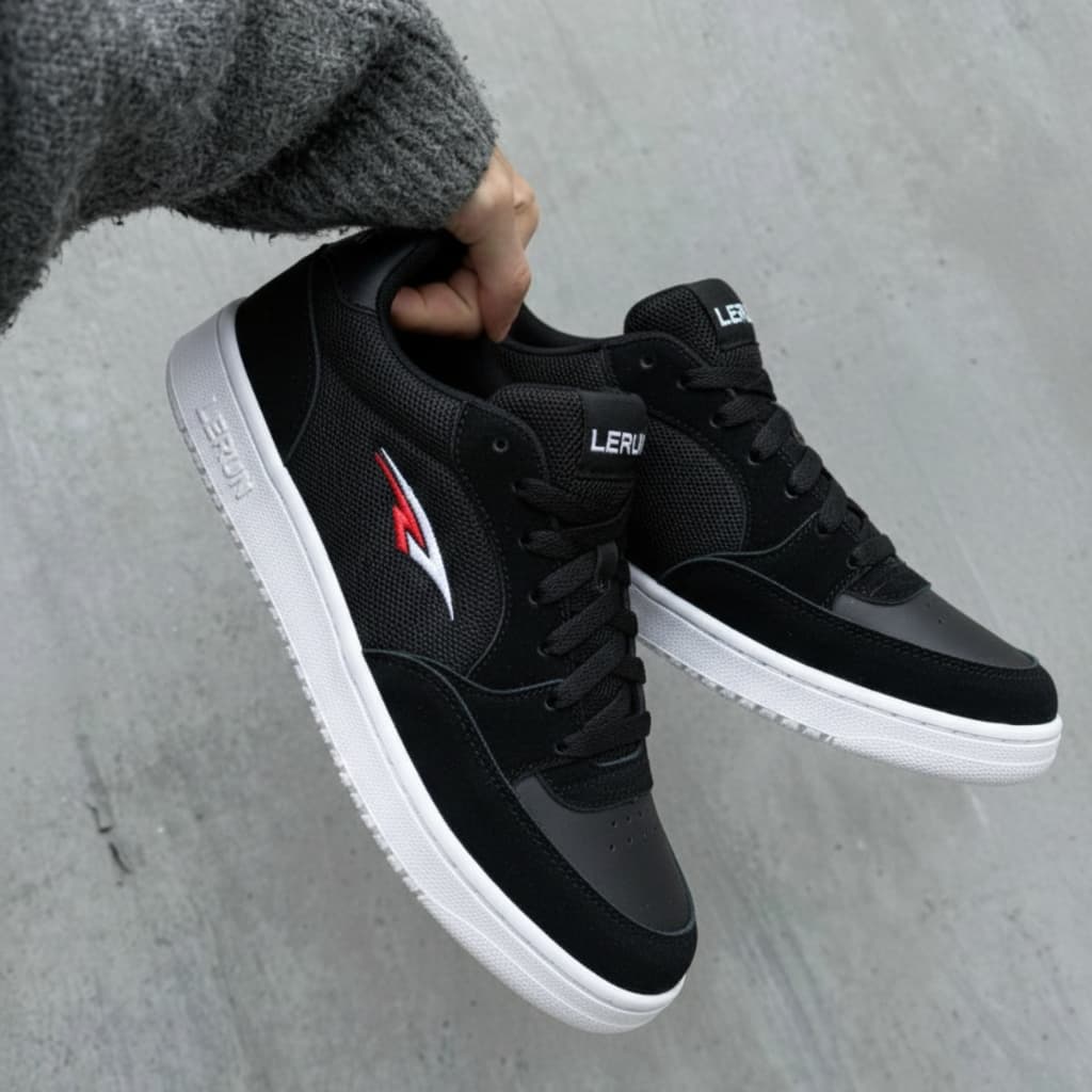 Tênis Street Black White Casual Bordado Camurça Premium 34 ao 43