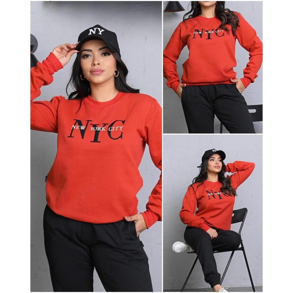 Conjunto de Moletom Feminino NYC Bordado Inverno com Bolso Terra Cota e Calça Preta
