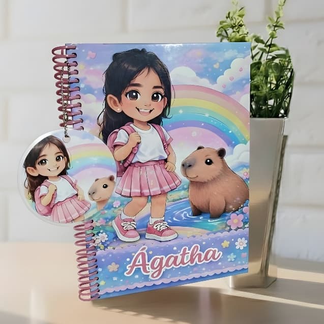 Caderno Infantil Personalizado com Mascotinha Exclusiva | Capa Dura | 96 Folhas | Agenda Escolar Personalizada
