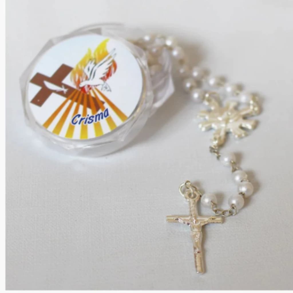 Terço de Crisma Perolado + Caixa Personalizada