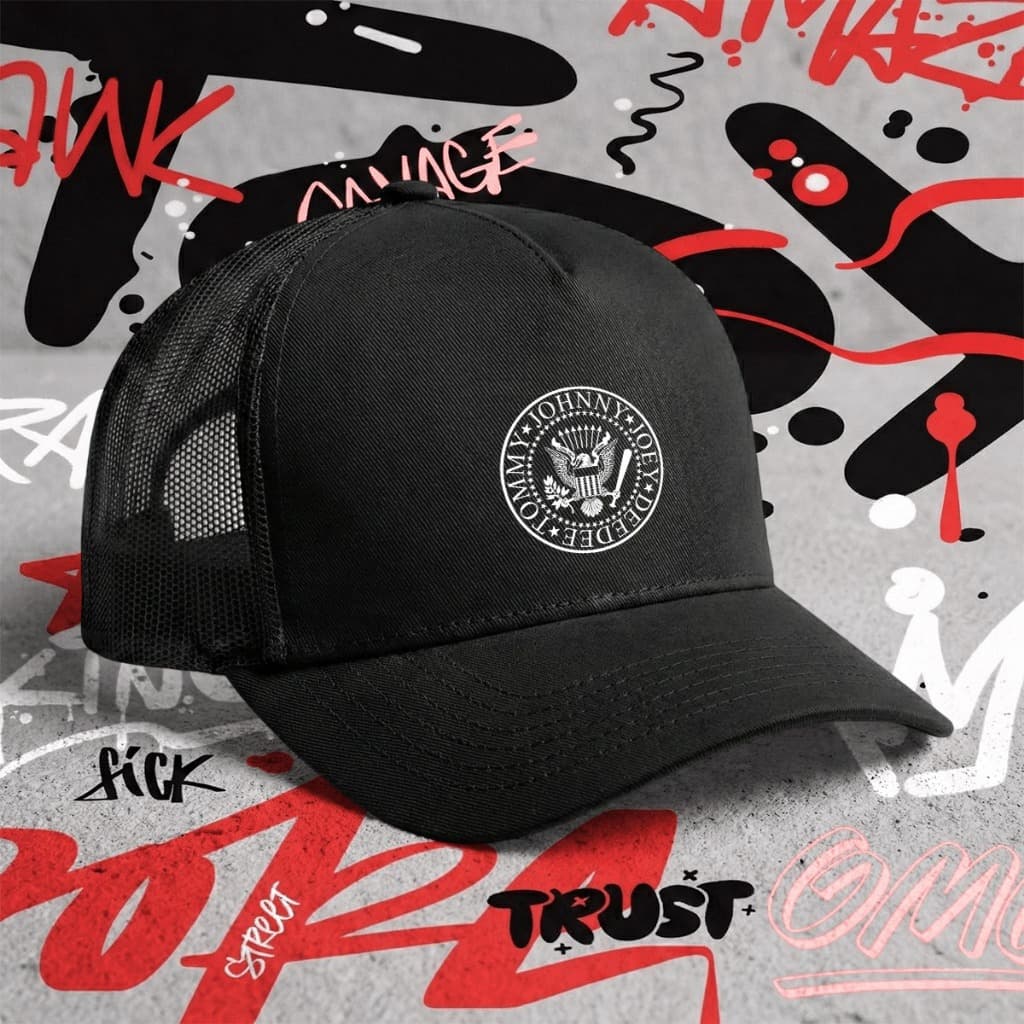 *EXCLUSIVO* Boné Trucker Telinha Rock "Ramones Logo" Aba Curva Unissex Estilo Vintage Casual Aesthetic