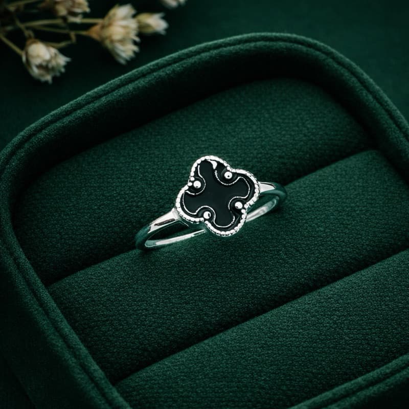 Anel Trevo Preto em Prata 925 Legítima Feminino Delicado Sorte