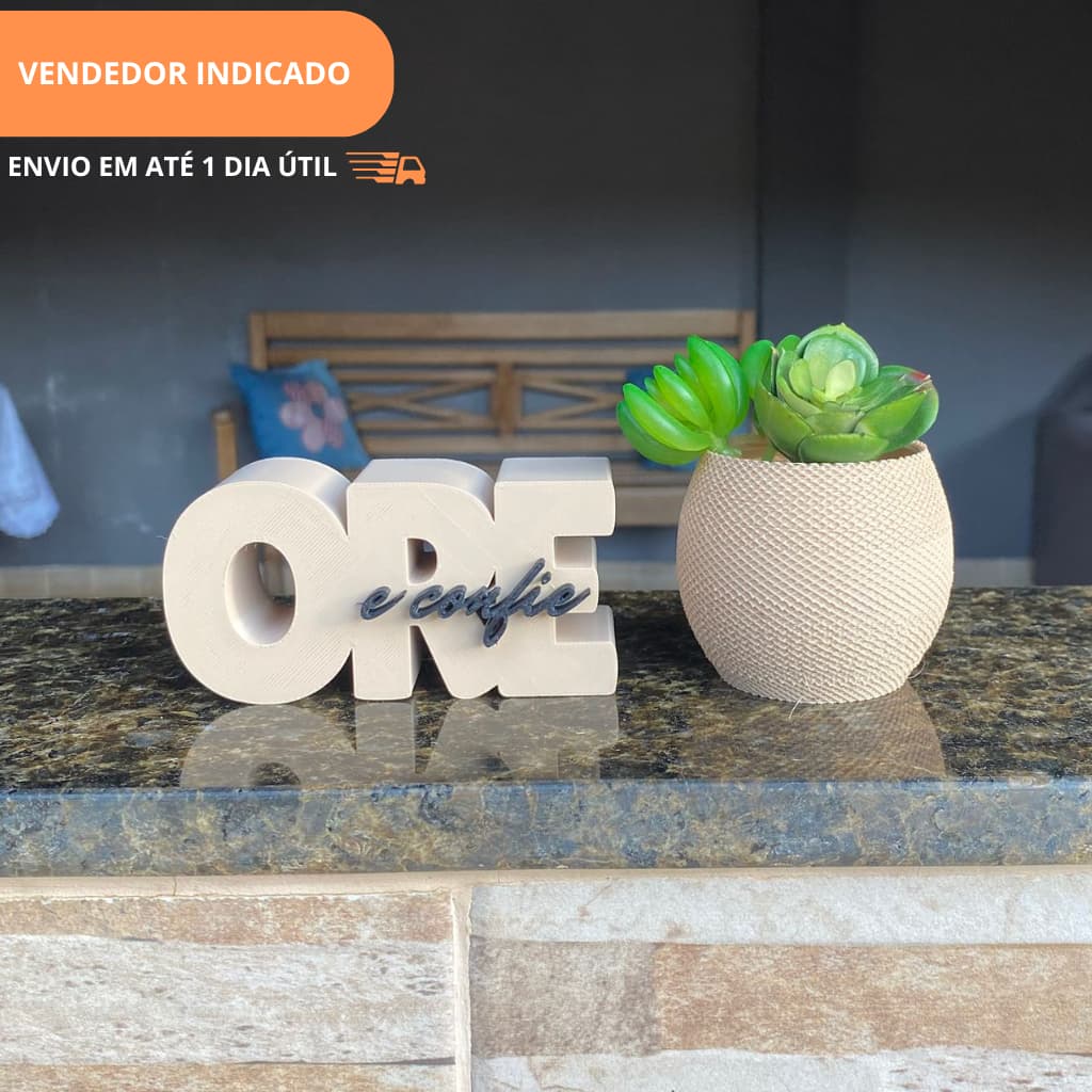 Letreiro Decorativo Ore e Confie + Mini Vaso Decorativo – Kit Moderno para Decoração