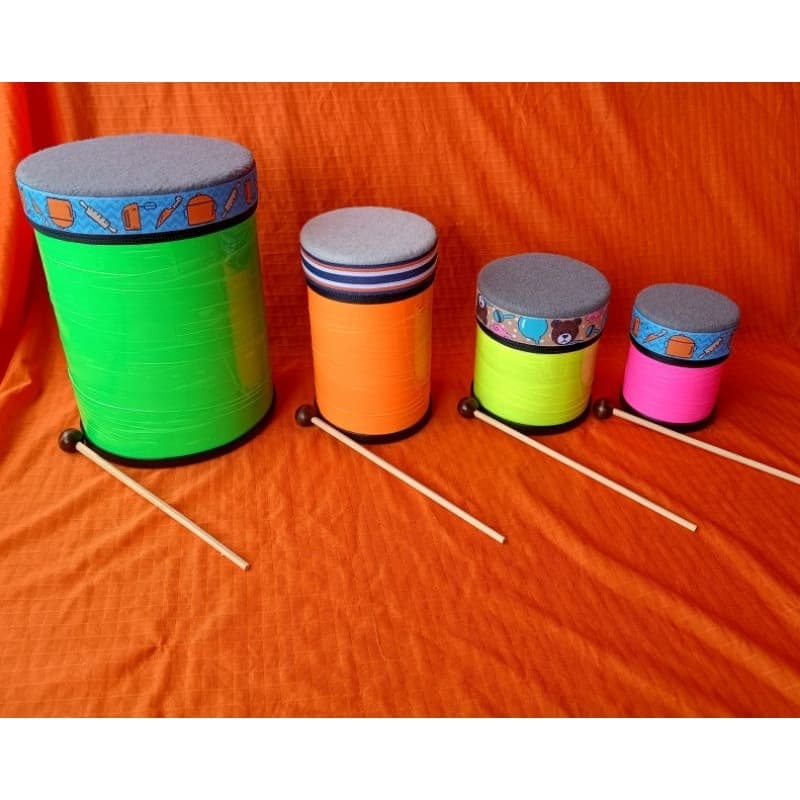 Jogo Tambores 4 com 4 baquetas Musicalização infantil percussão
