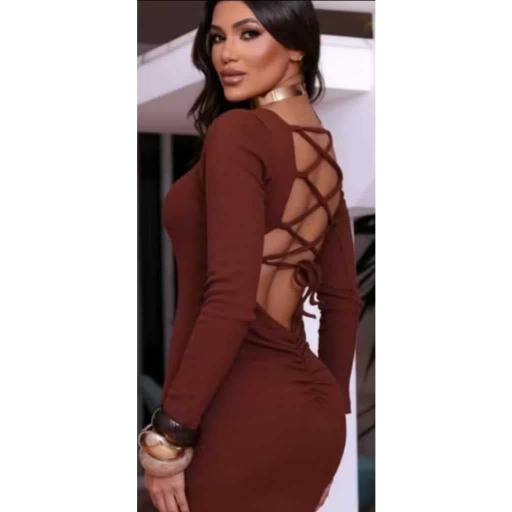 Vestido Empina Bumbum Manga Longa Canelado com Fenda Decote nas Costas Inverno 2026 Trançado nas Costas