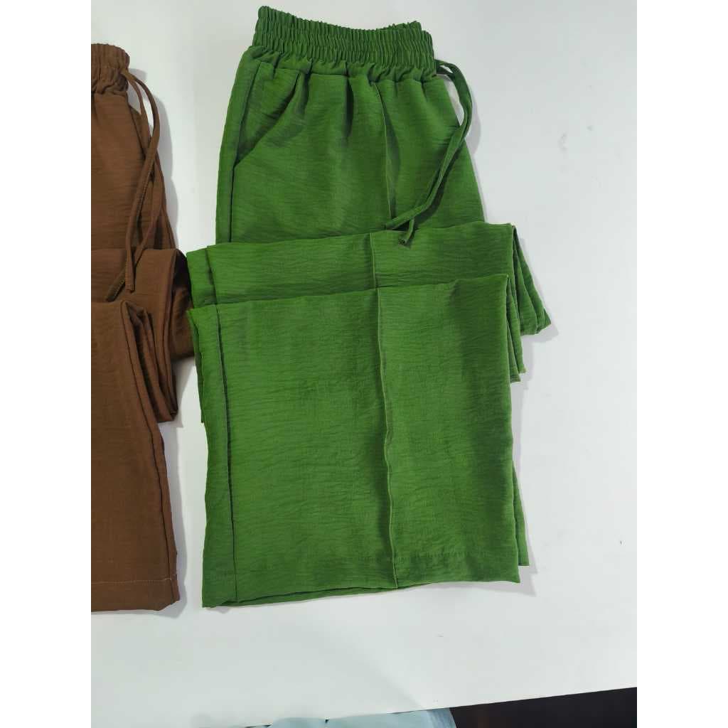 Calça Pantalona Feminina Plus Size Tecido Duna Leve e Confortável