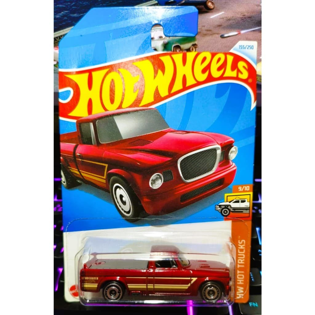 Hot Wheels HW Hot Trucks 2024 '63 Studebaker Champ Vinho N155 Lacrado