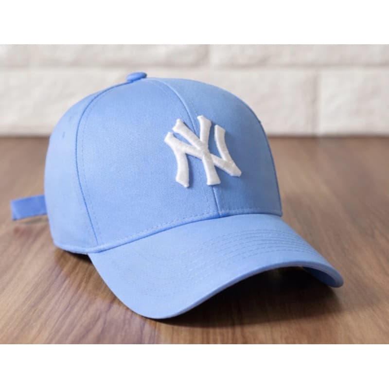 Boné New York Unissex com Design Moderno e Versátil