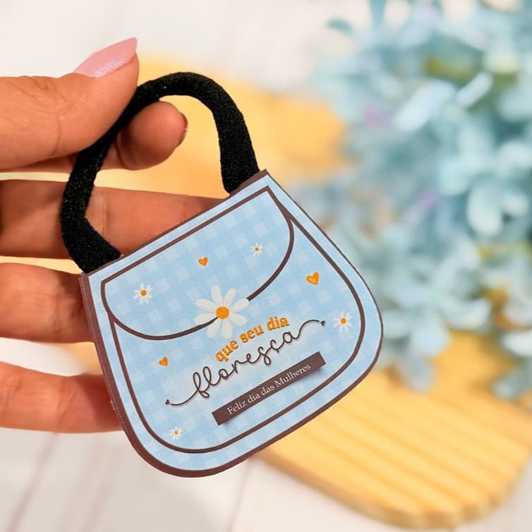 Lembrancinha Dia das Mulheres – Card Porta xuxinha de cabelo | Tema Floral | Margaridas