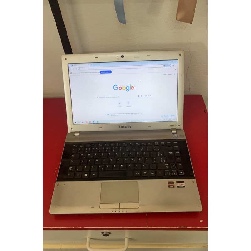 notebook Samsung rv415 tela 14 pol amd e-300 hd 500gb 4gb RAM bateria meia hora com carregador