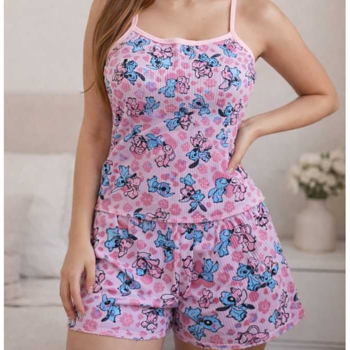PIJAMA ADULTO STITCH, PIJAMA ESTAMPADA FOFO, DELICADO, VERÃO, CONFORTAVEL, COM ELASTICA, BABY DOOL STITCH