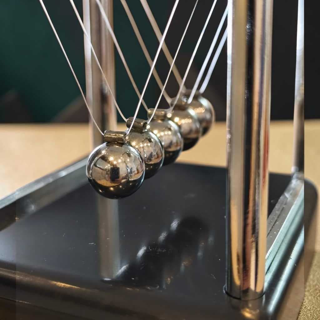 Pêndulo De Newton Para Decoração De Sala E Escritórios