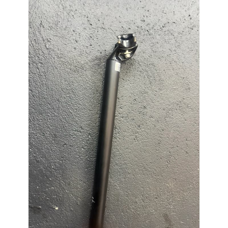 Canote Selim Micro Ajuste Zoom C255 27.2x400mm 15mm Off Set