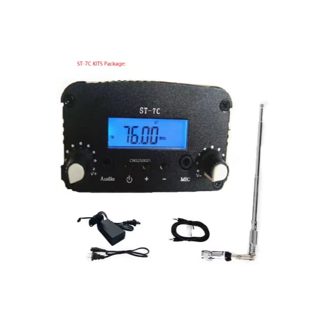 Transmissor FM ST 7C 7W completo com fonte, cabo P2 e antena telescópica