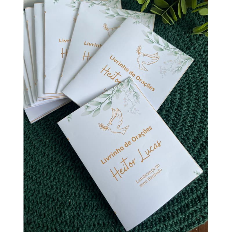 LIVRINHO DE ORAÇÃO( Lembracinha batizado, crisma, eucaristia)
