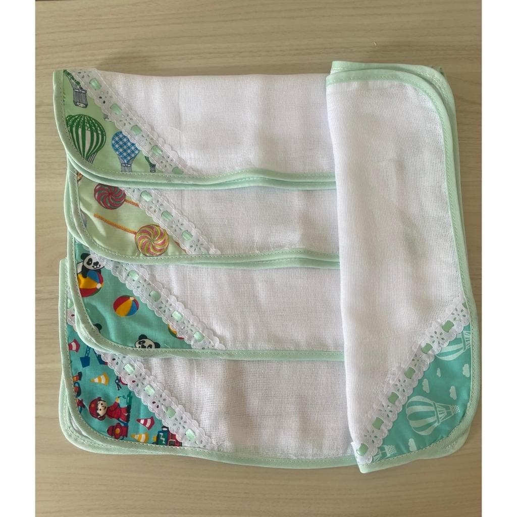 Kit com 5 fraldinhas de boca 100% algodão com viéz várias estampas - para bebê