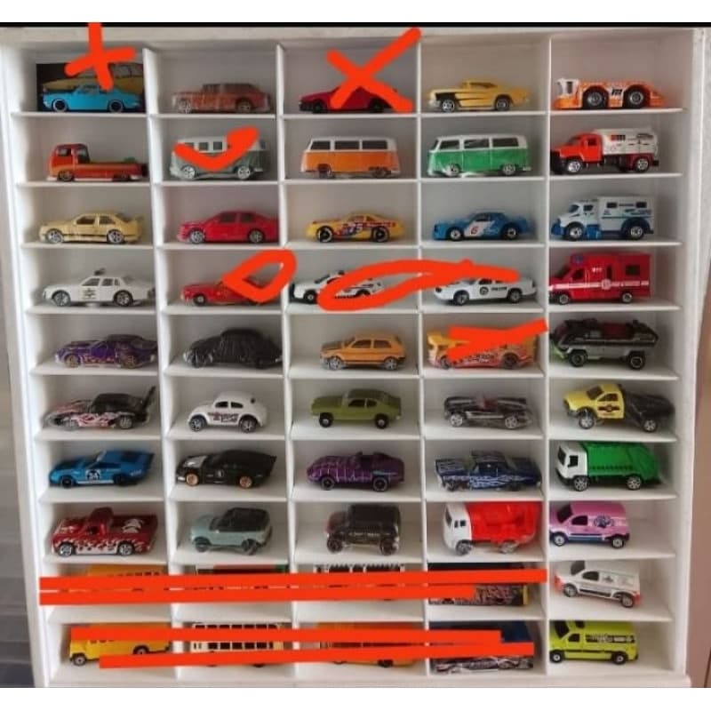 miniaturas de carrinhos várias marcas Leia descrição