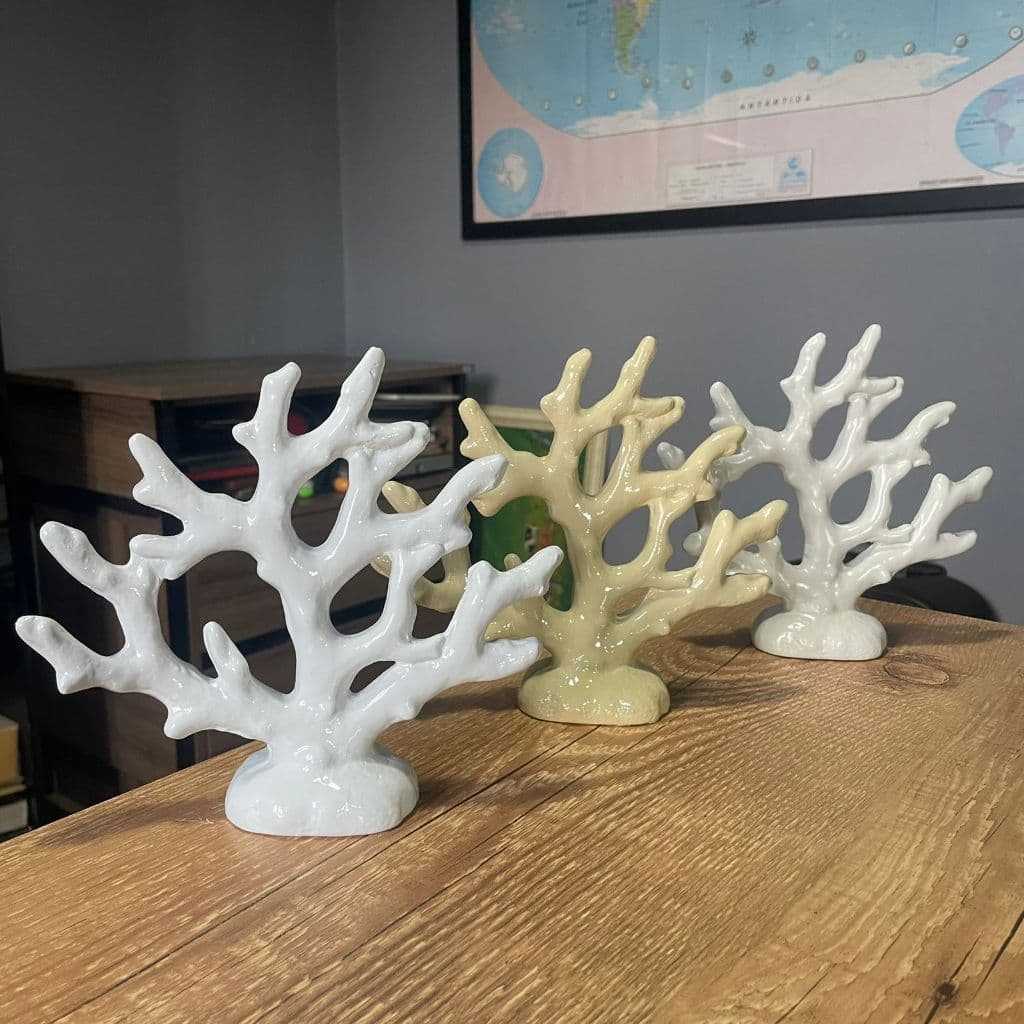 Vaso Decorativo Coral em Cerâmica Alga Mar Off White / Branco Brilhante / Areia