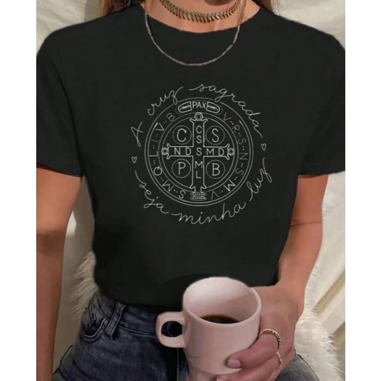 Camiseta Unissex Estampa Cruz Sagrada Seja Minha Luz Estilo Religiosa Minimalista T-shirt