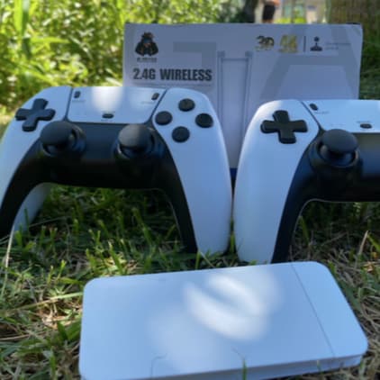 Game Stick Retrô M15 PRO 4K Lançamento 64GB 20 mil Jogos Retrô Clássicos 2 Controles Sem Fio