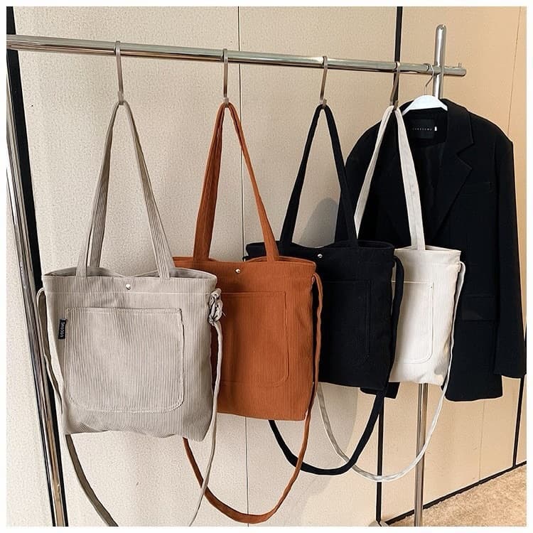 Bolsa feminina grande em veludo com 2 alças