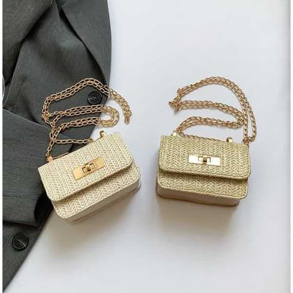 Bolsa feminina mini bag com alça corrente transversal