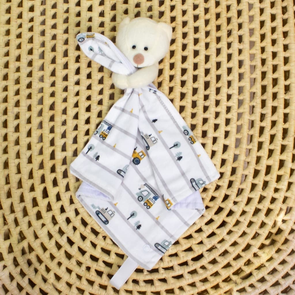 Naninha Bebê Trator Pelúcia Com Paninho Macia e Prendedor De Chupeta Aconchego Sono Calmo Enxoval