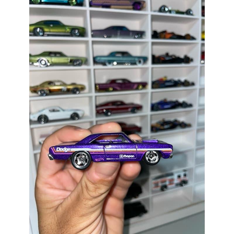 Carrinho Miniatura 68 Dodge Dart Hot Wheels - Loose