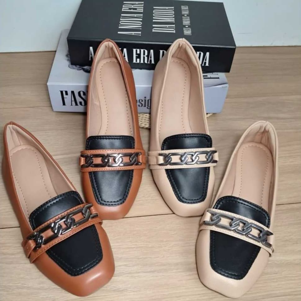 Kit 2 Pares Mocassim Feminino Bico Quadrado Napa com Corrente