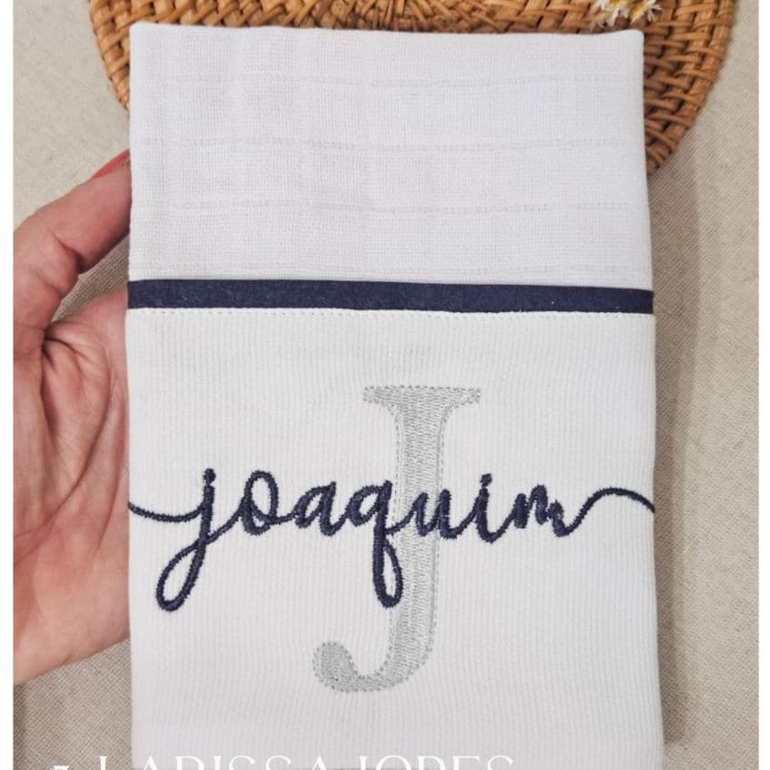 FRALDA DE BOCA ou OMBRO ou PASSEIO - QUALIDADE PREMIUM- BORDADA PERSONALIZADA