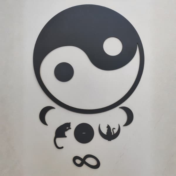 Placa Yin Yang 40cm Madeira Kit 8 Peças Gato Preto Kit Equilíbrio