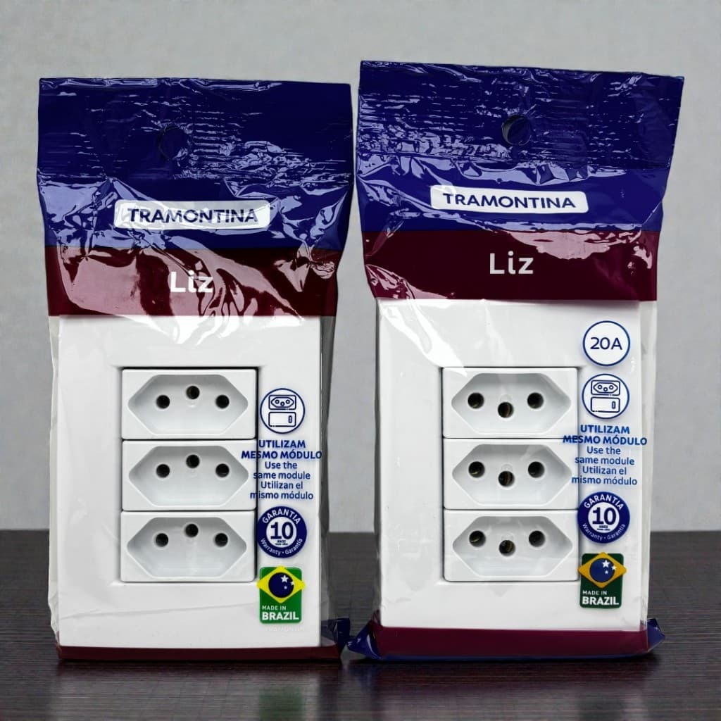 Conjunto 4x2 3 Tomadas 2P+T 10A ou 20A 250V Tramontina Liz Branco | Padrão Novo