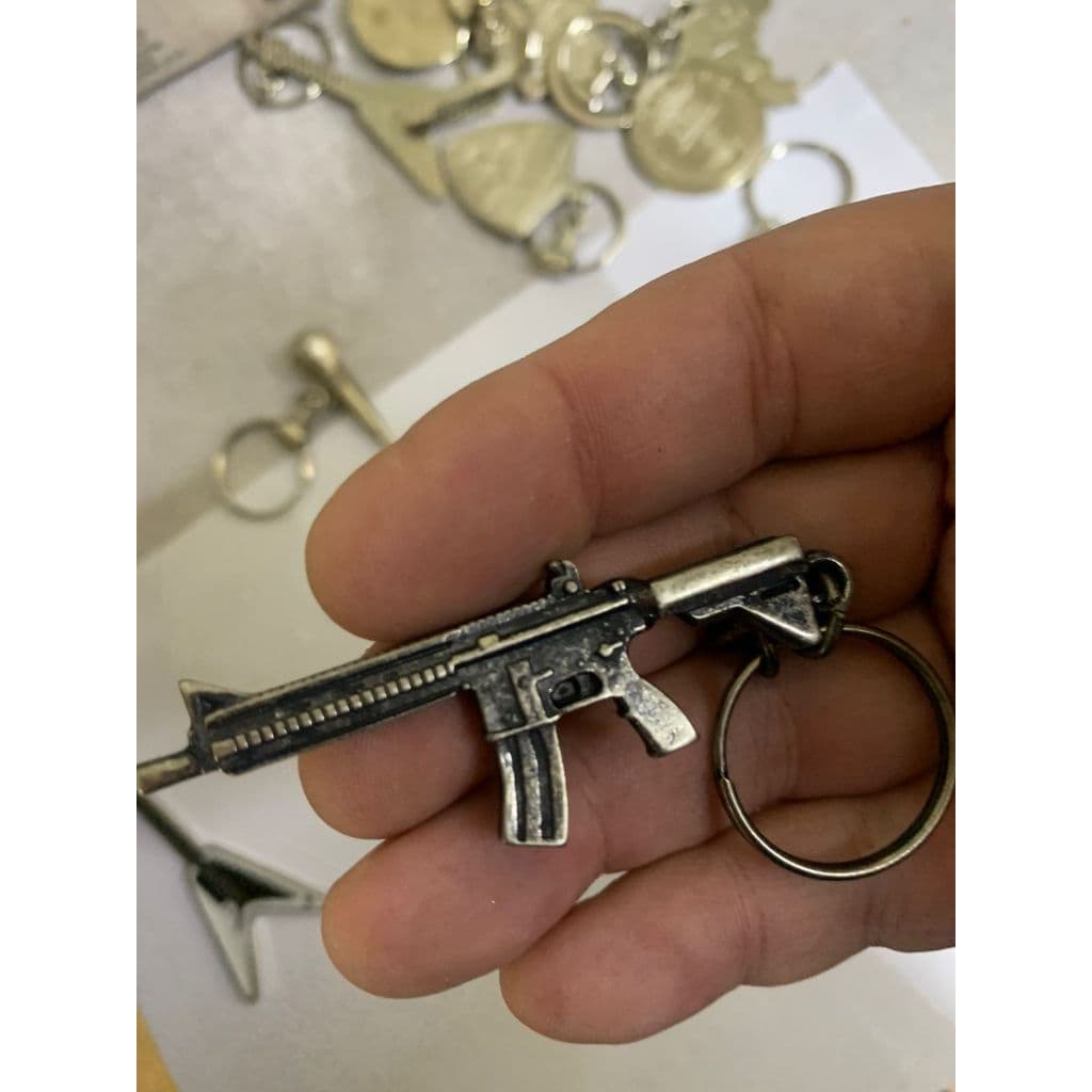 Chaveiro Miniatura Metal Arma Revólver