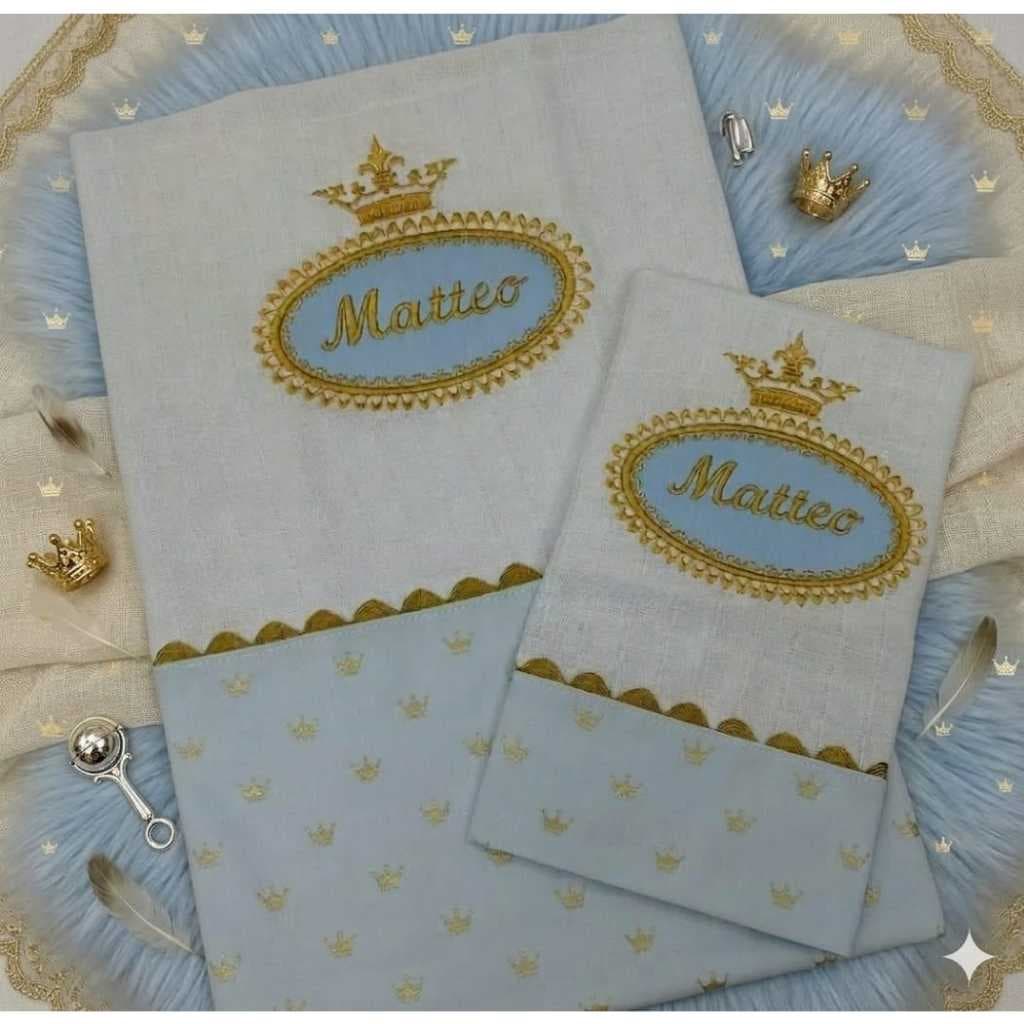 Jogo de fraldas personalizado/Fralda com moldura dourada e azul bebe/ fralda bordada com nome