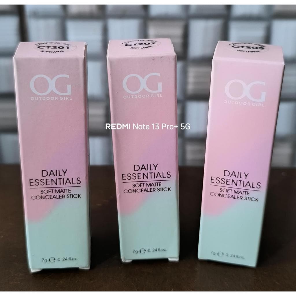 Contorno em Bastão  - Daily Essentials - SoftMatte Concealer Stick - Outdoor Girls
