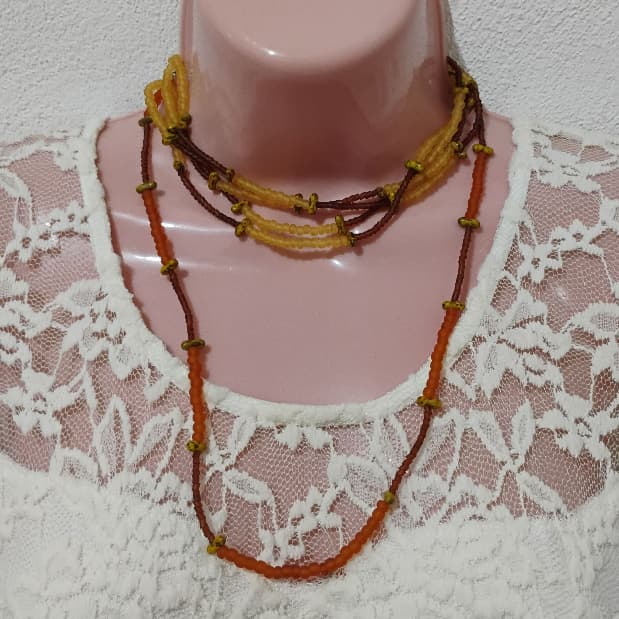 Colar duplo choker de miçanga