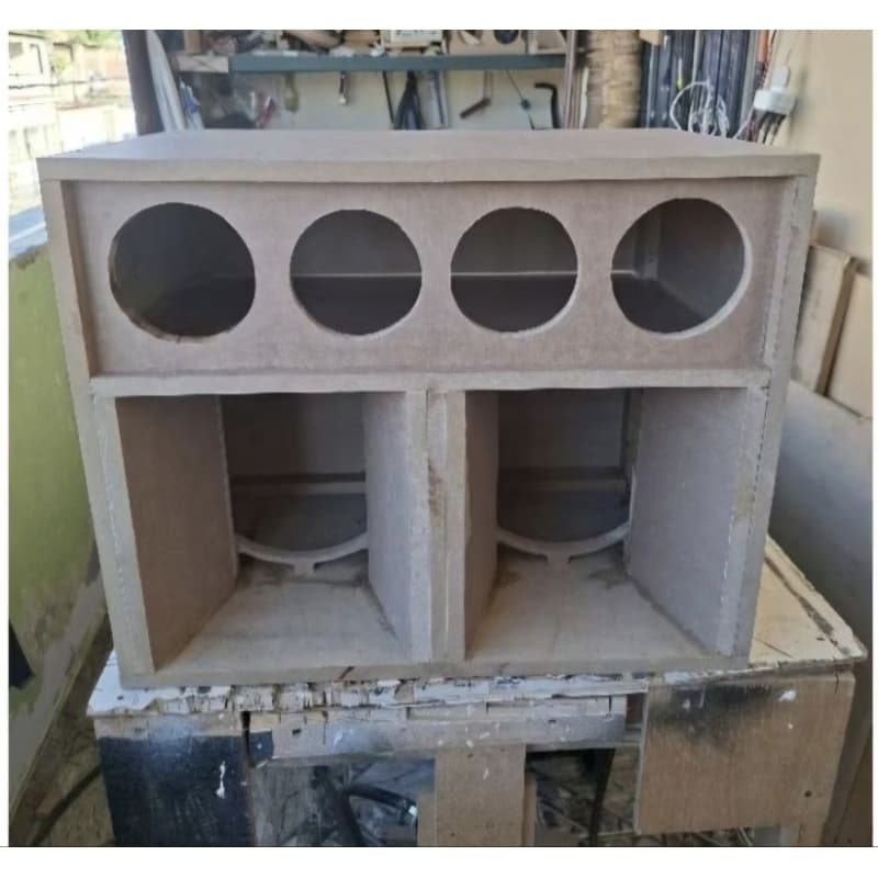 Caixa para 2 médios 10", 2 drivers e 2 tweeters