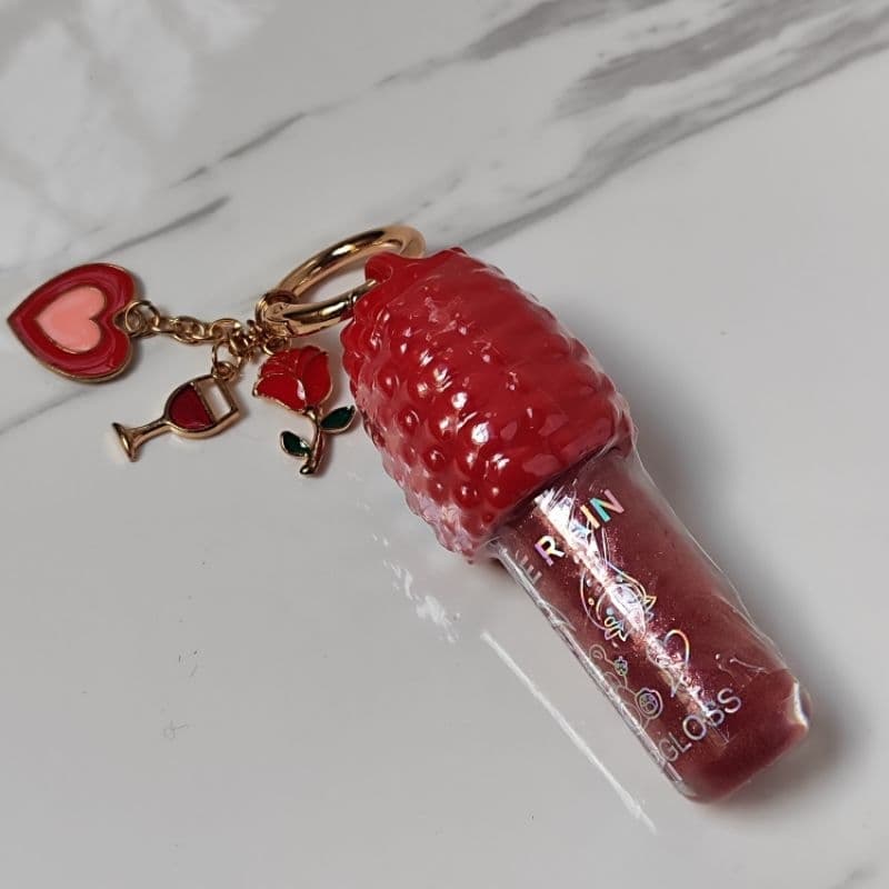 Gloss Labial Morango com Chaveiro Luxo Hidratante Brilho Labial Presente Feminino