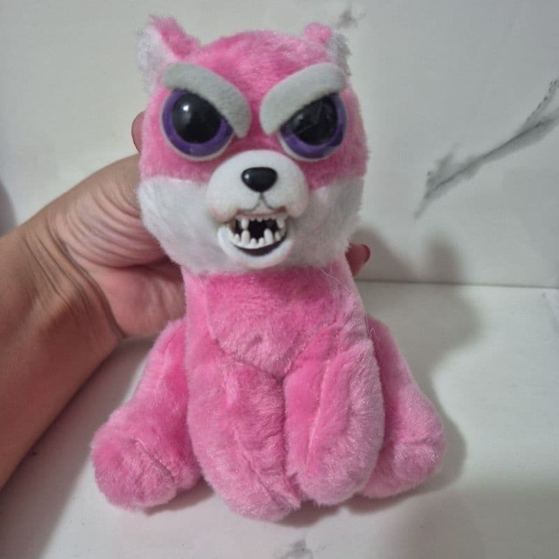 Chaveiro Feisty Pet - Monster safari - Pelúcia - Brmachine - Cupcake ou Morcego ou Gato ou Guaxinim - 10 cm altura