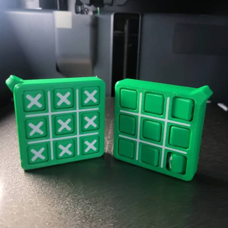 Chaveiro Jogo da Velha Fidget Toy 3D – Anti Stress Ansiedade Pop It Portátil Brinquedo Sensorial
