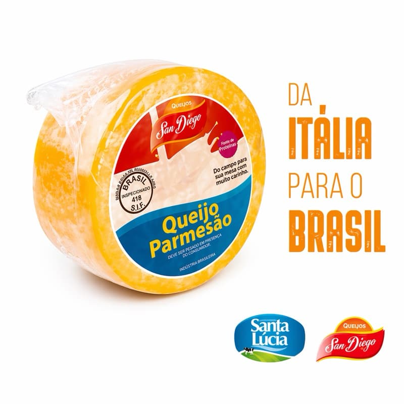 Queijo parmesão peça inteira 5,3kg San Diego